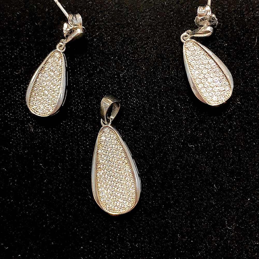 Silver 925 and Rhinestone Jewelry Set